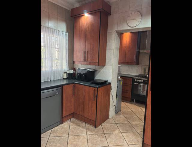 4 BEDROOM HOUSE FOR SALE IN WITHOK ESTATE